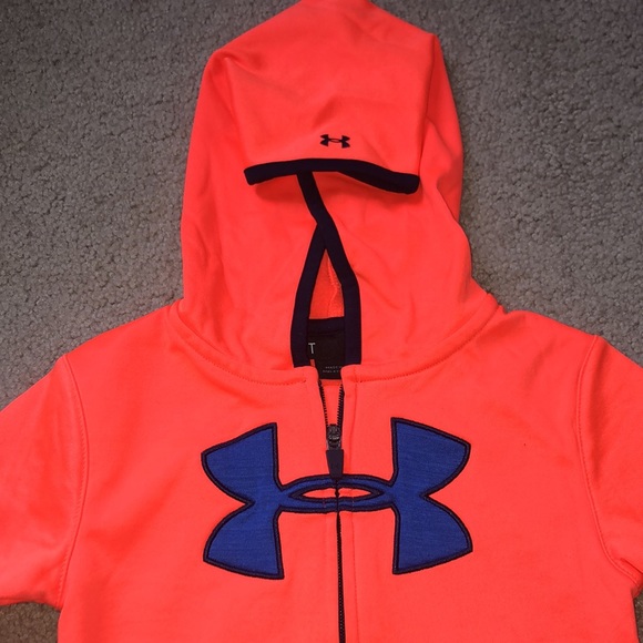 Boys Under Armour Set Size 2 - Picture 3 of 8